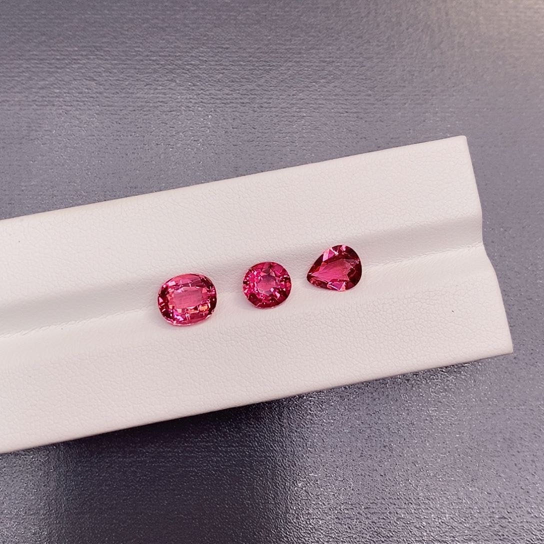 未镶嵌裸石碧玺550元一克拉 选好称重改价上定向