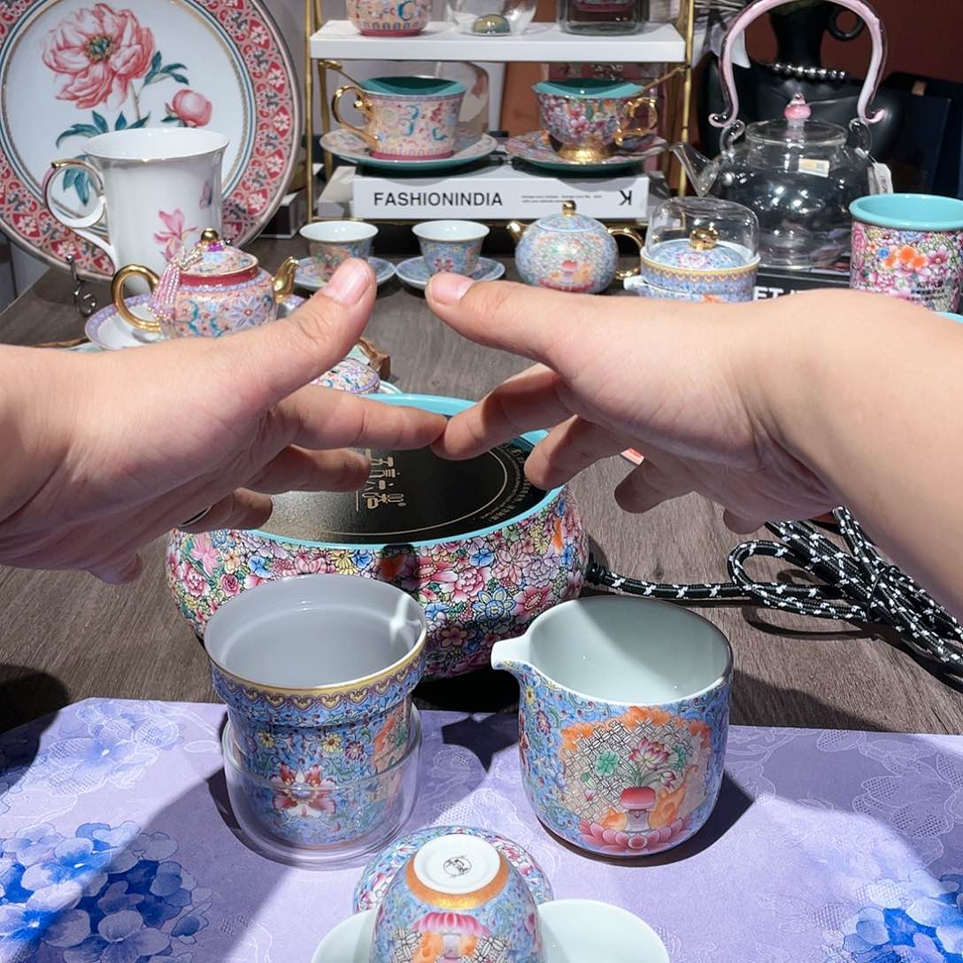 瓷片滴滴答答的等待