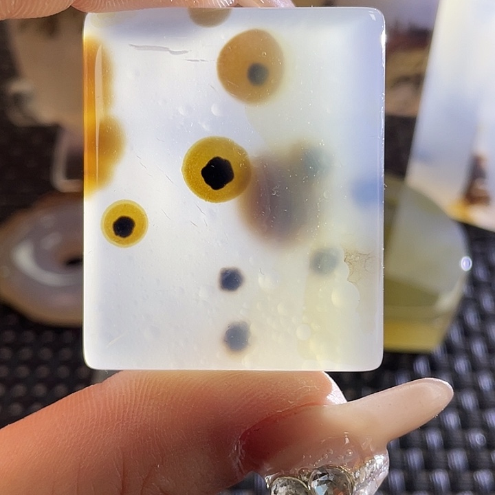 石***爱玛瑙/玉髓未镶嵌颈饰