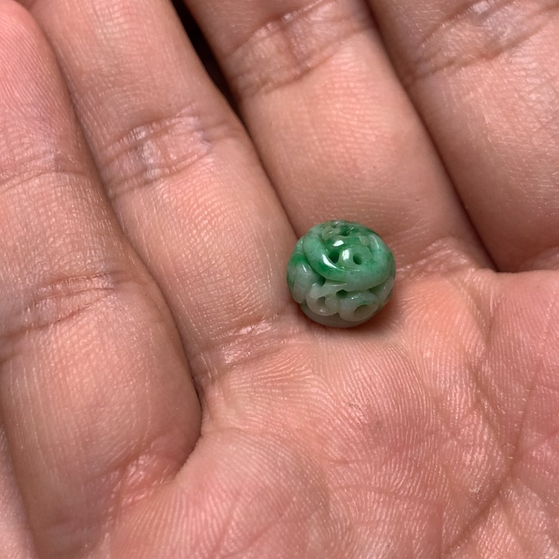 翡翠挂件未镶嵌小****记