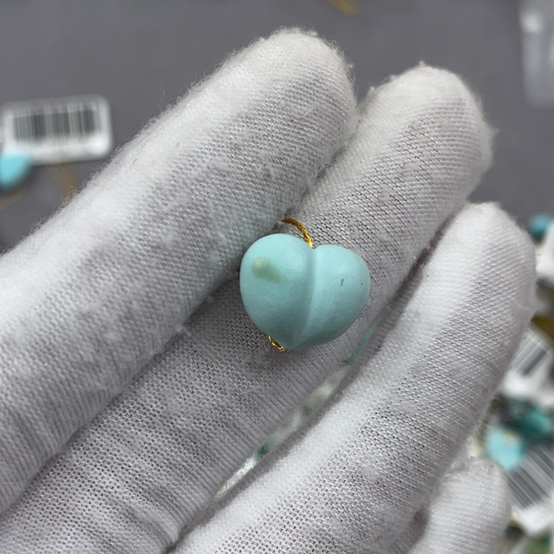 绿松石未镶嵌珠宝奇石编号4