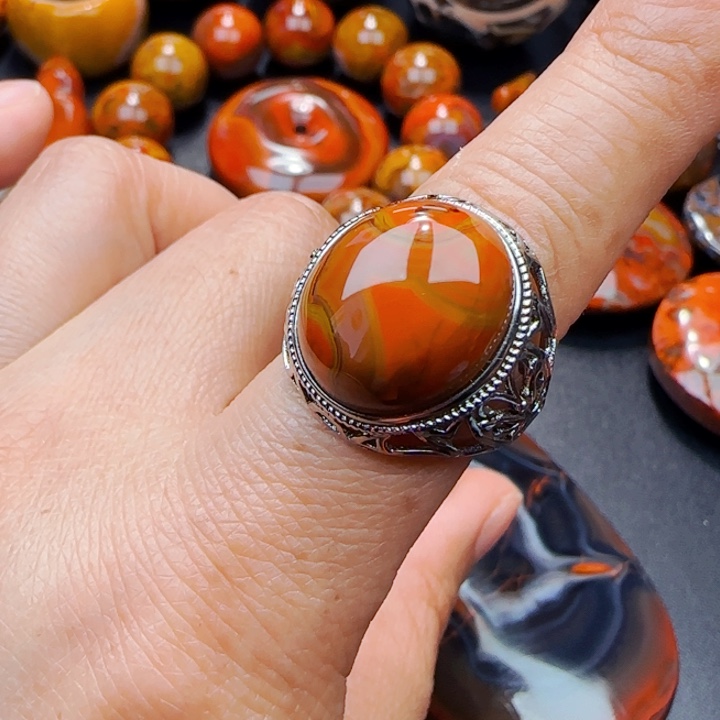 玛瑙/玉髓未镶嵌战国红玛瑙