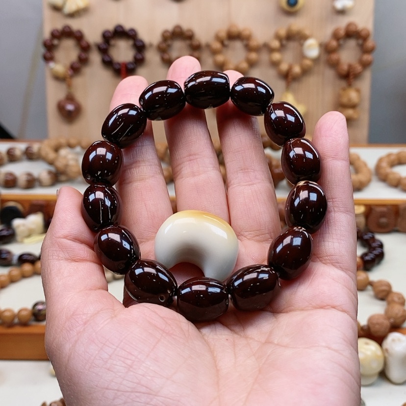 【闪购商品】吊坠菩提根/象牙果羊**困串和月亮