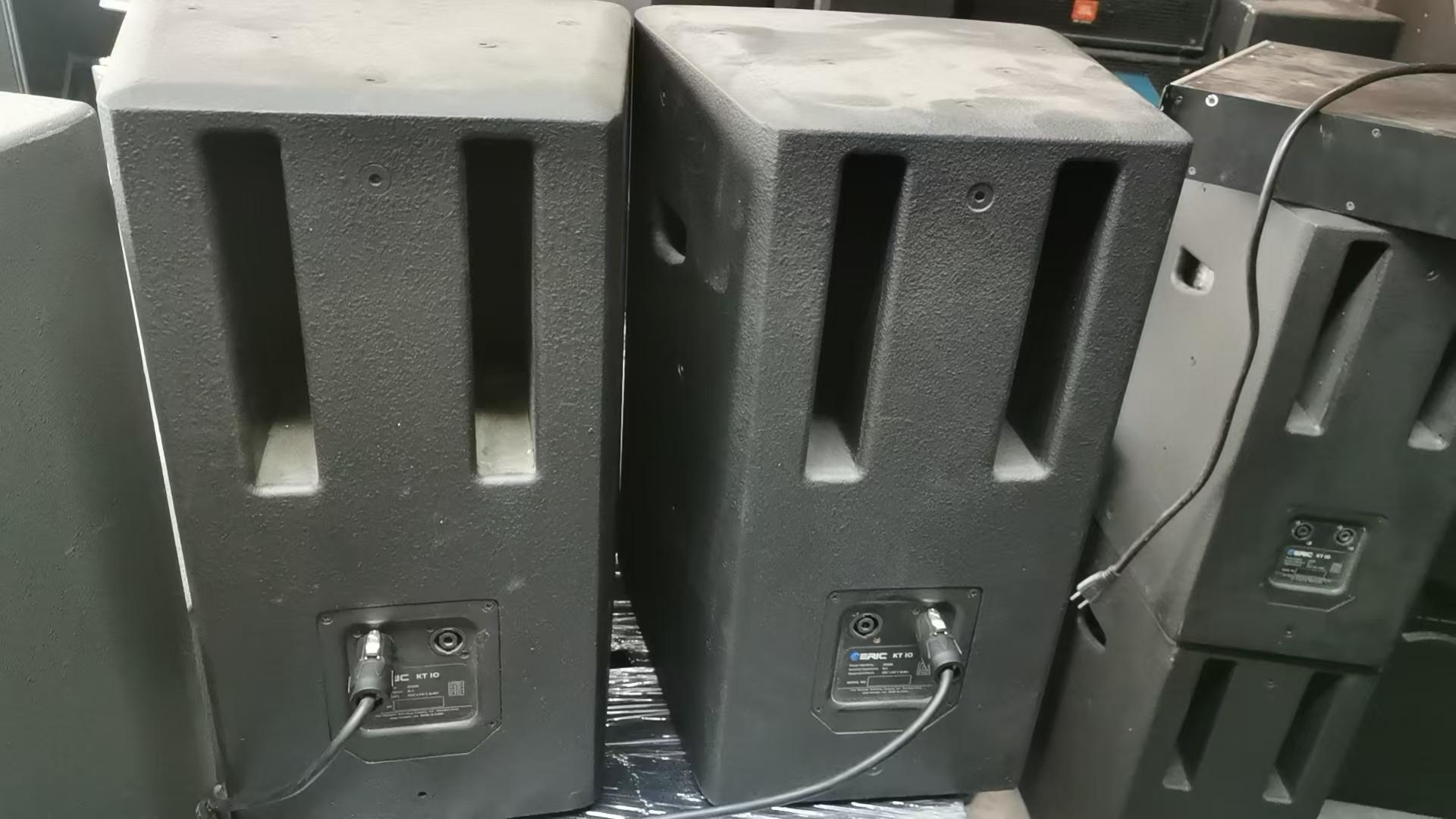 12寸ktv音响一对，不包邮，直播间