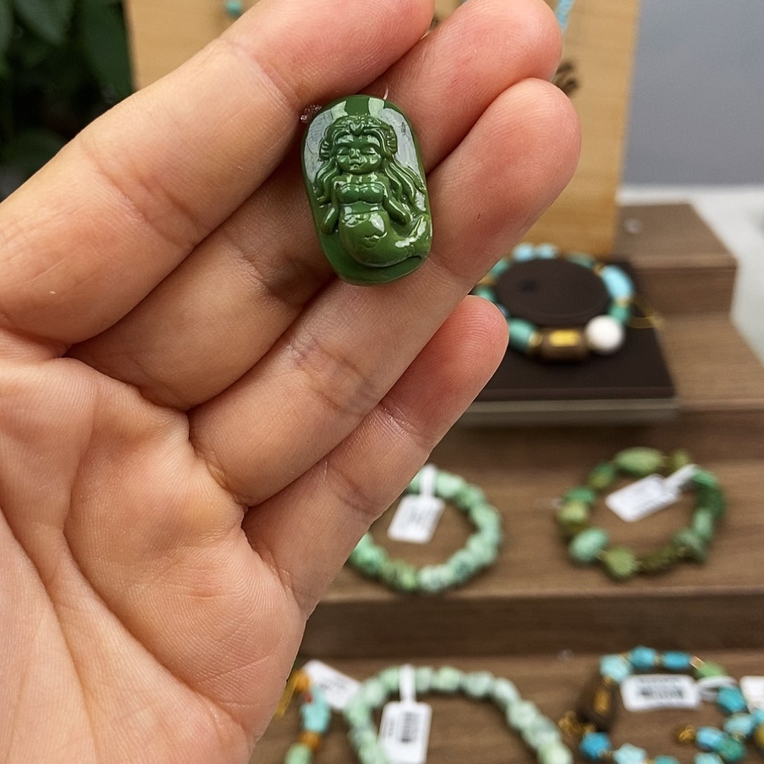 未镶嵌绿松石珠宝奇石