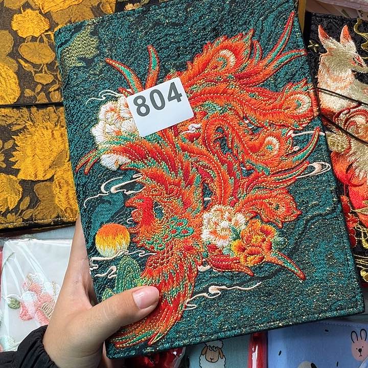 织绣?****࿐a5活页加空白纸804。      