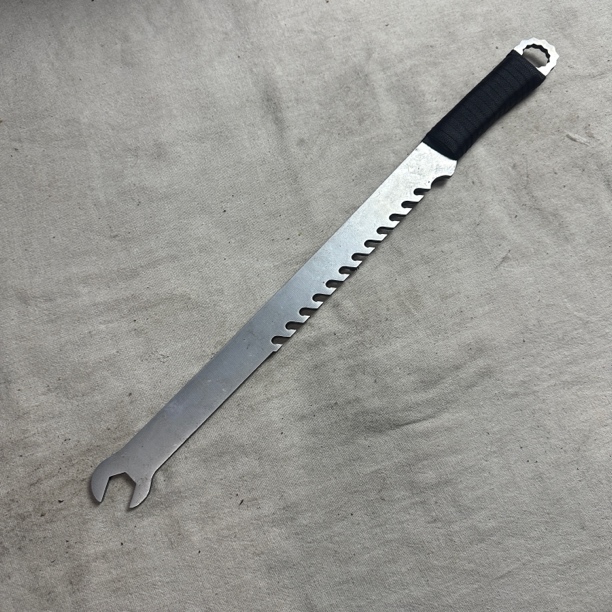 2511 龙泉昊天宝剑一体锻打弹簧钢刀剑户外防身收藏未开刃