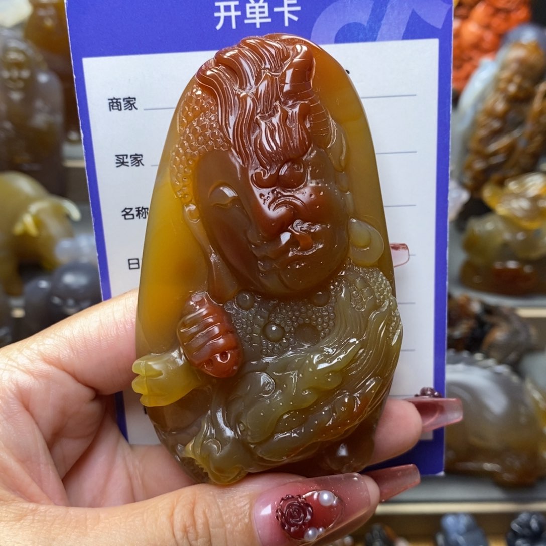 玛瑙/玉髓把件未镶嵌时****心