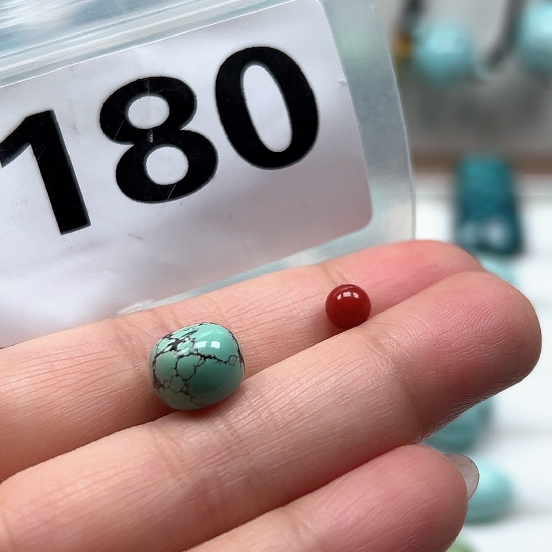 南红玛瑙颈饰未镶嵌