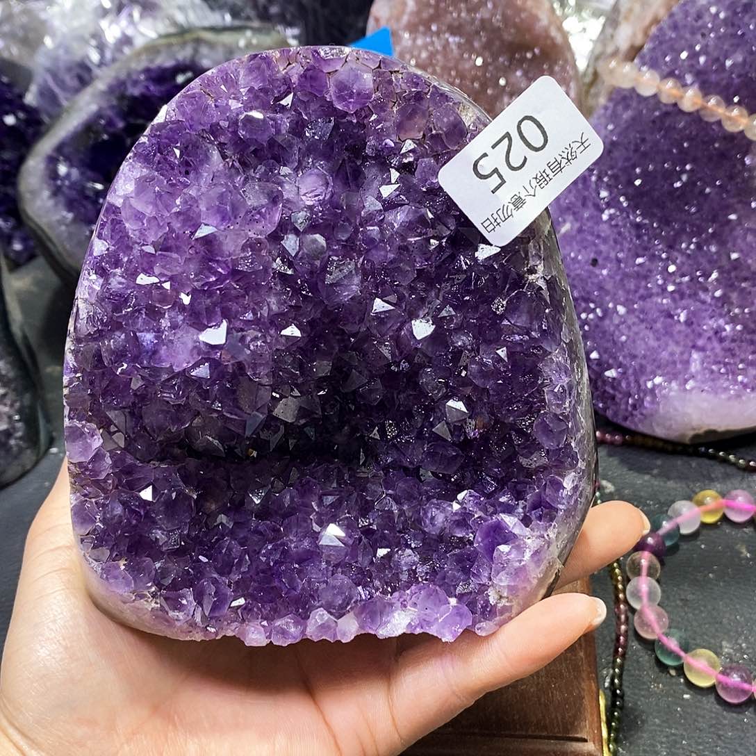 水晶大型摆件（非配饰）未镶嵌