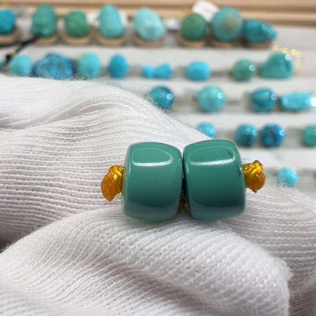 绿松石配饰未镶嵌