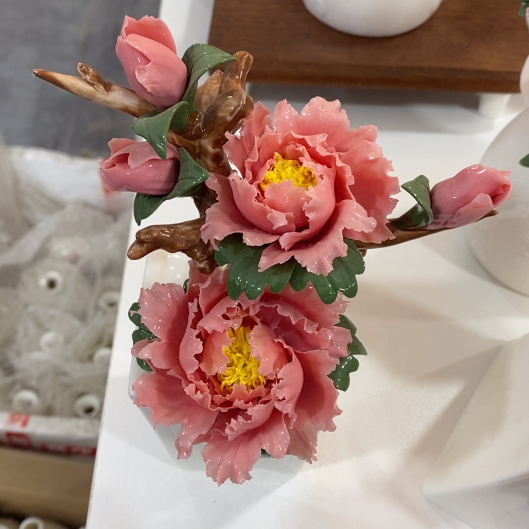 摆件陶瓷手工花摆件