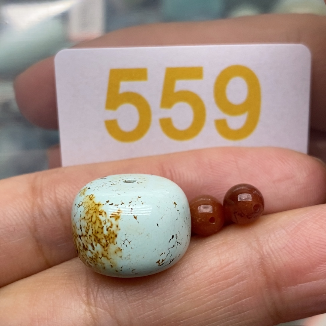 南红玛瑙未镶嵌珠宝奇石