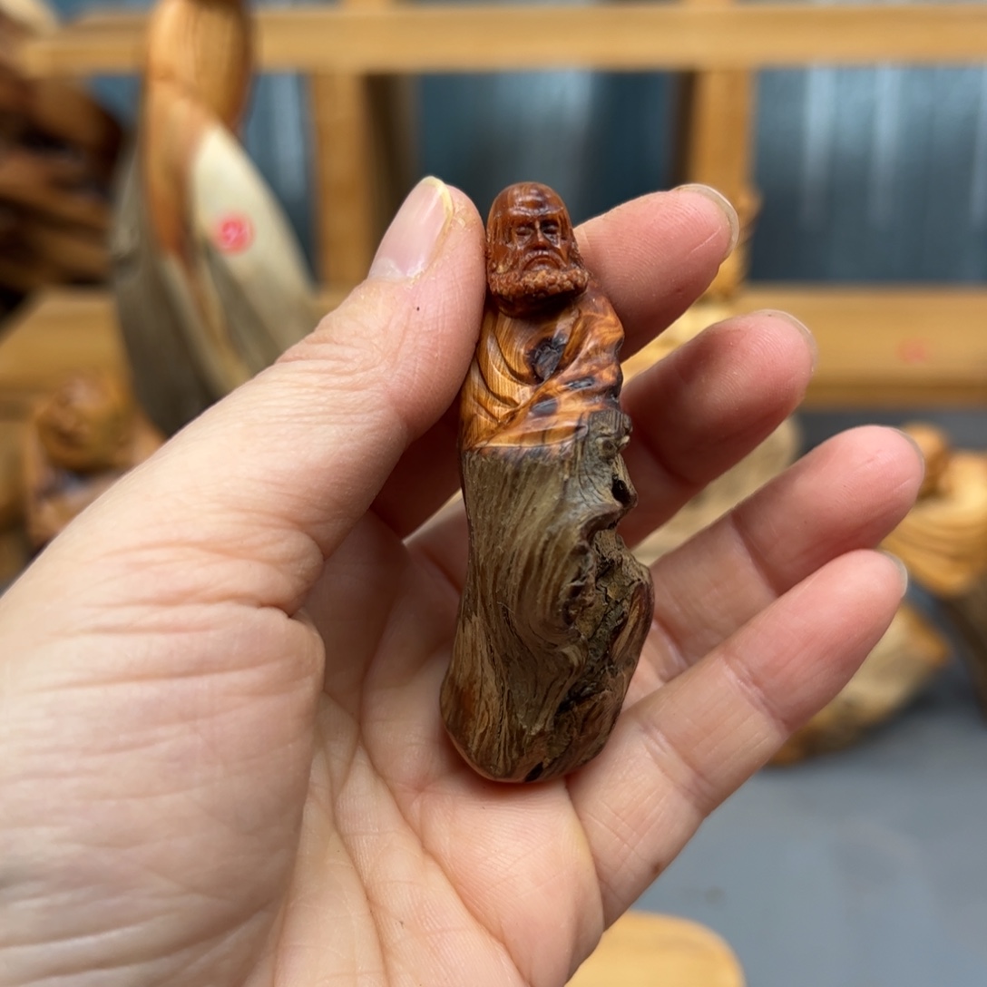 用***9柏木崖柏木摆件手把件，