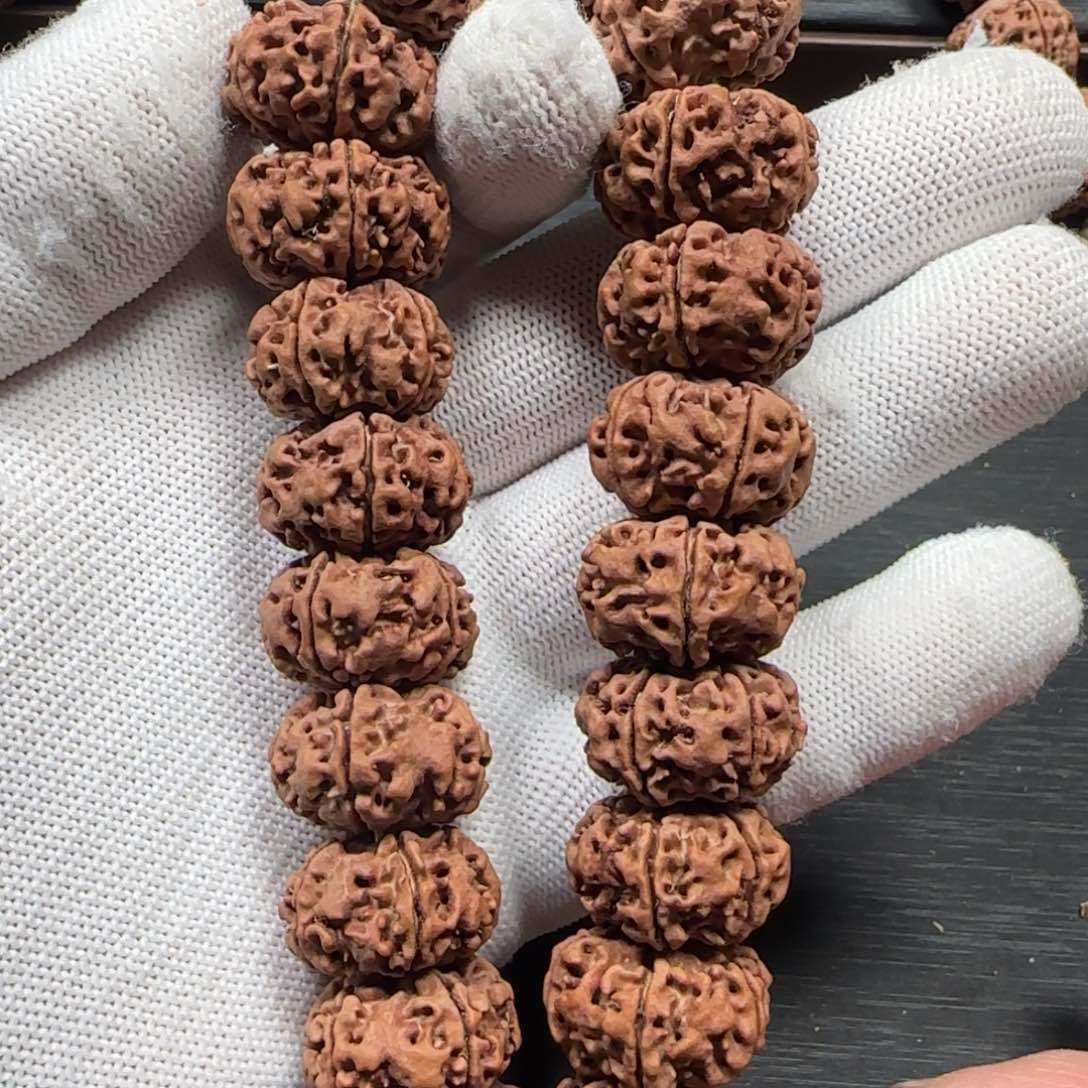 金刚菩提吊坠20+mm天然纽扣