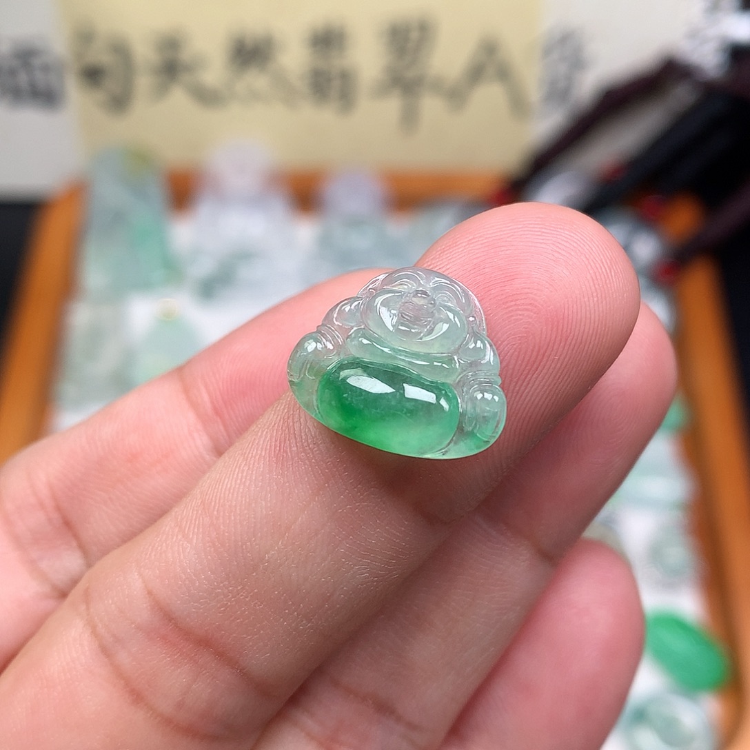 翡翠裸石缅甸天然A货翡翠冰种佛公