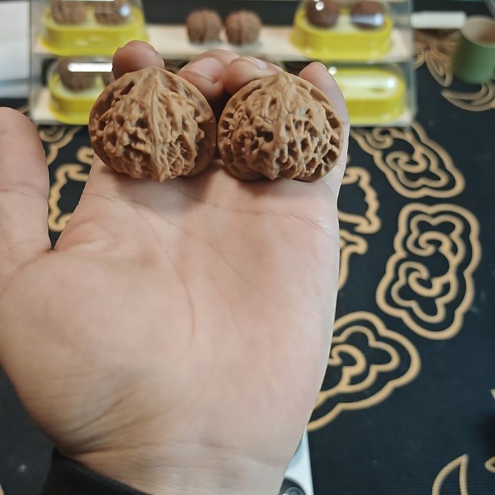 文玩核桃吊坠宫灯