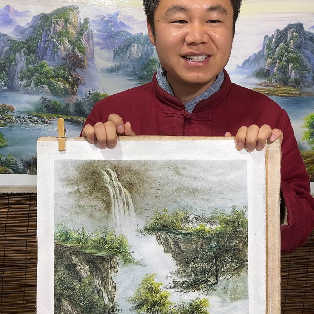 油画行路人小院绘画作品