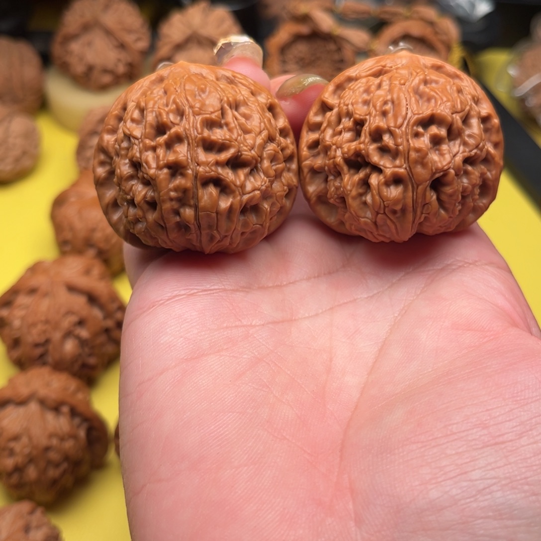 吊坠桃核44水龙纹文玩核桃