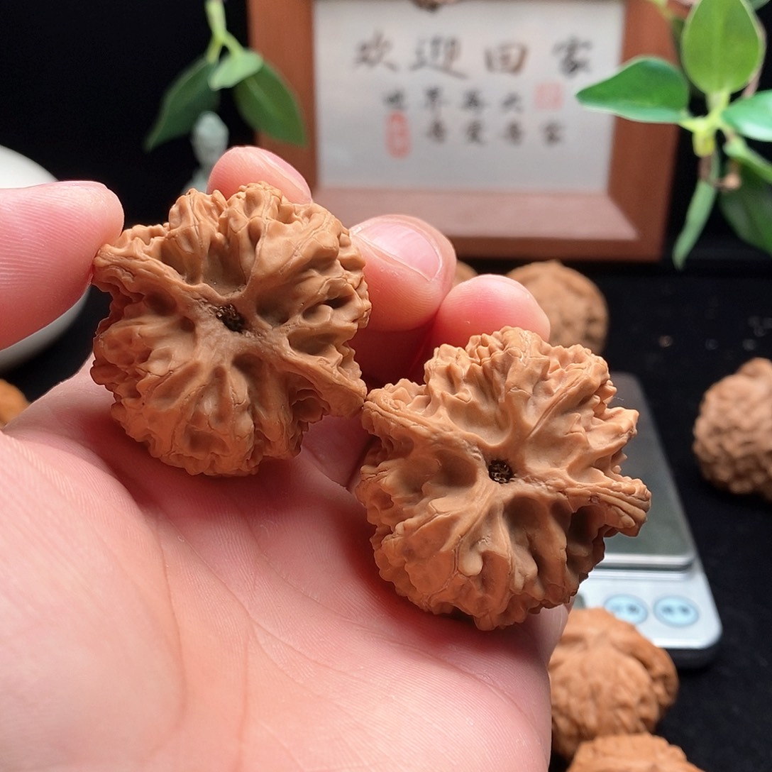 文玩核桃吊坠苹果园41