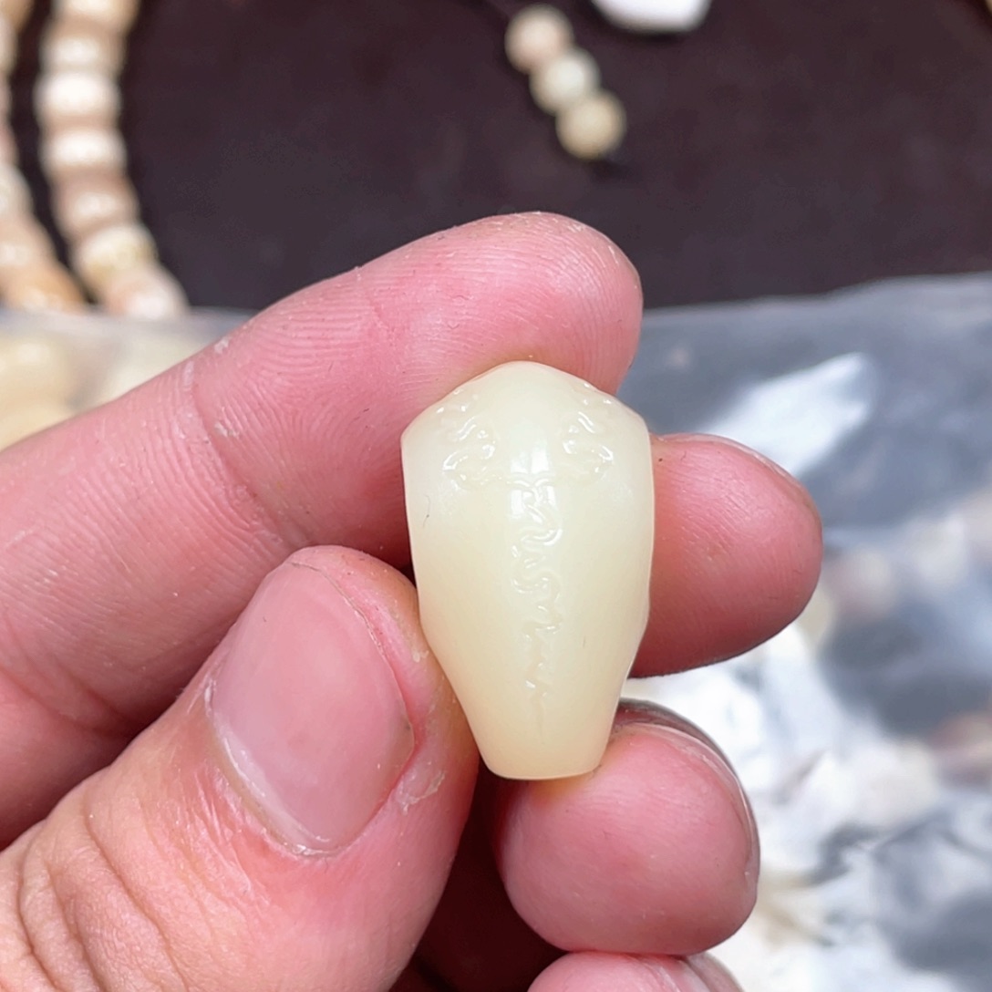 驼骨手串/手链编号114卡1.4