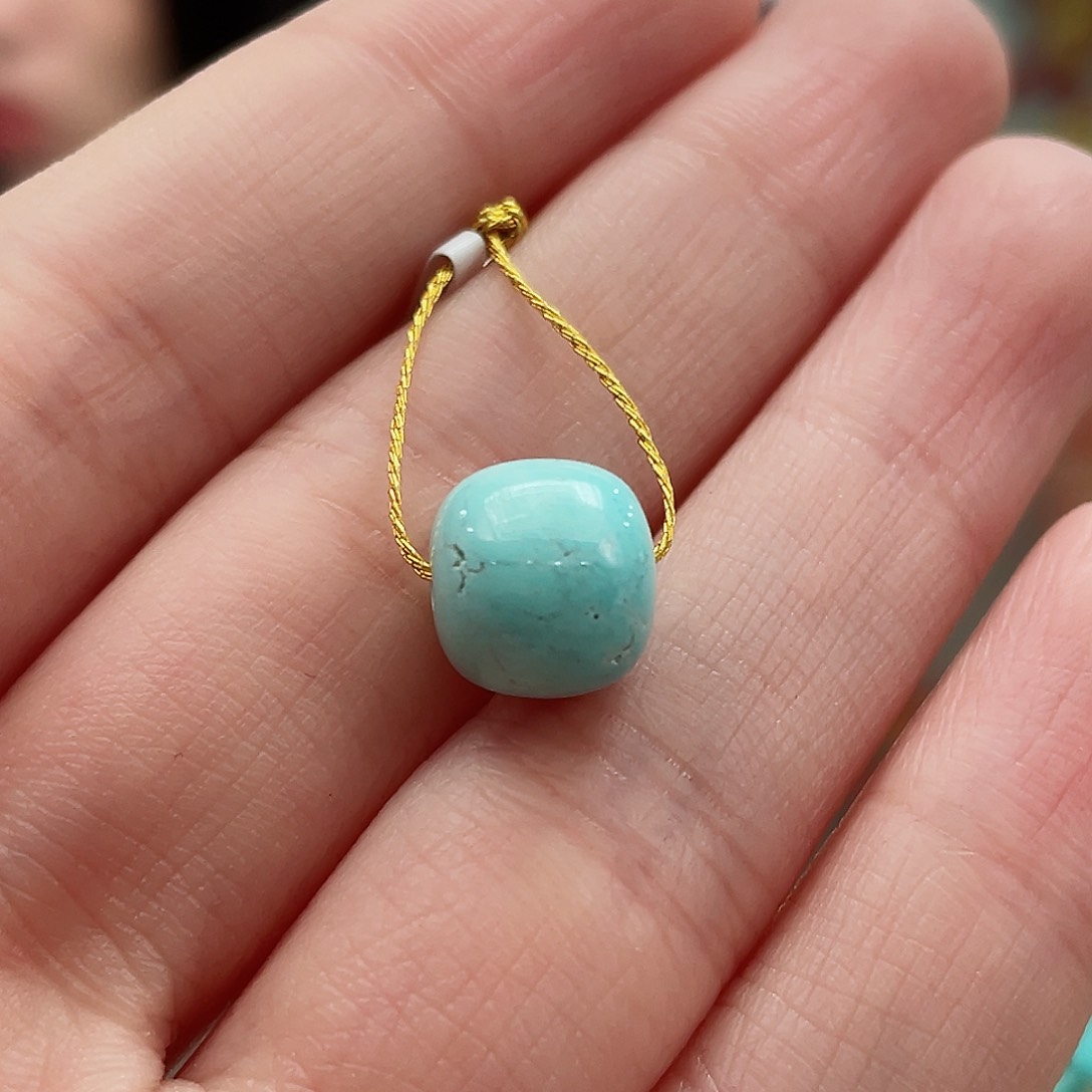 绿松石颈饰未镶嵌