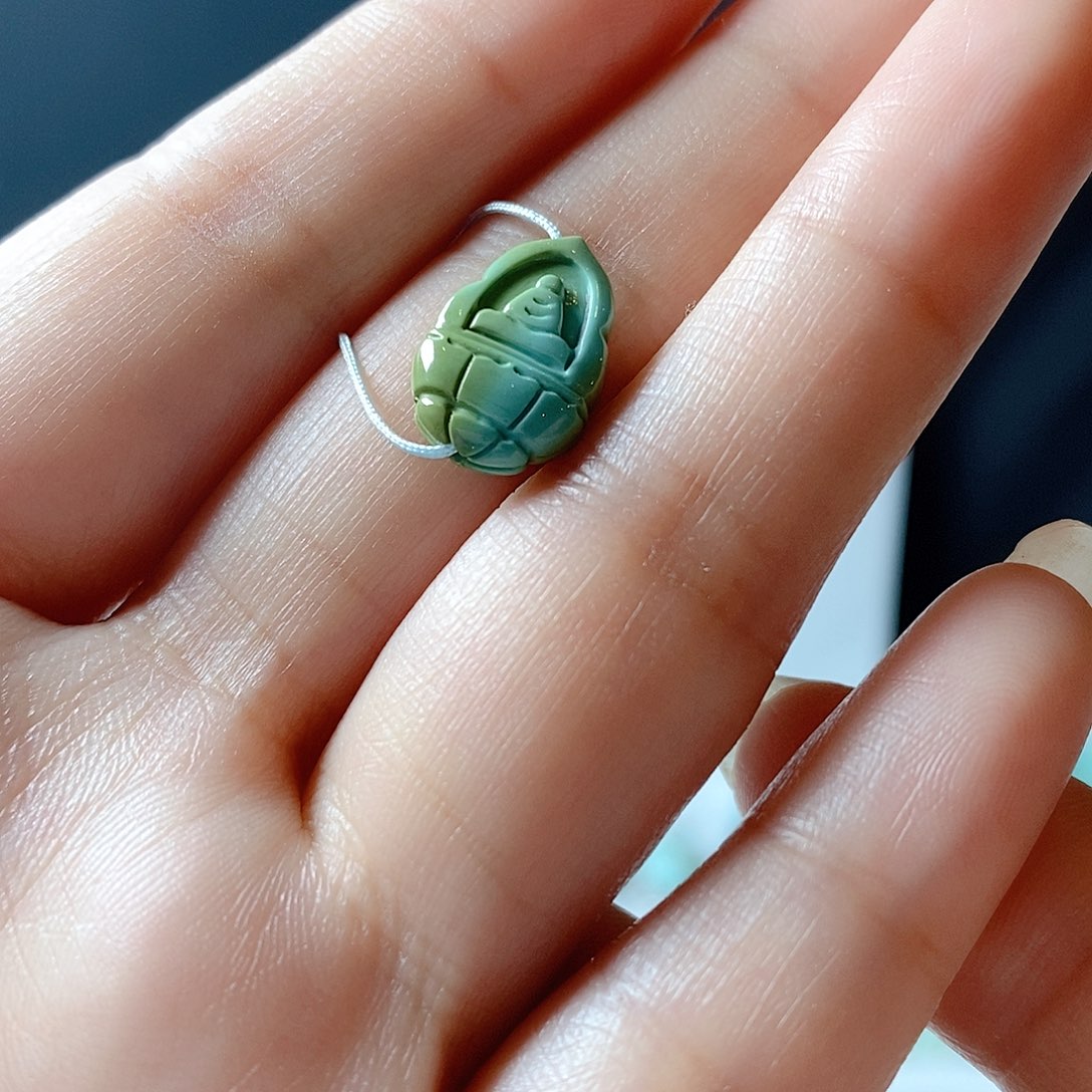 绿松石颈饰未镶嵌