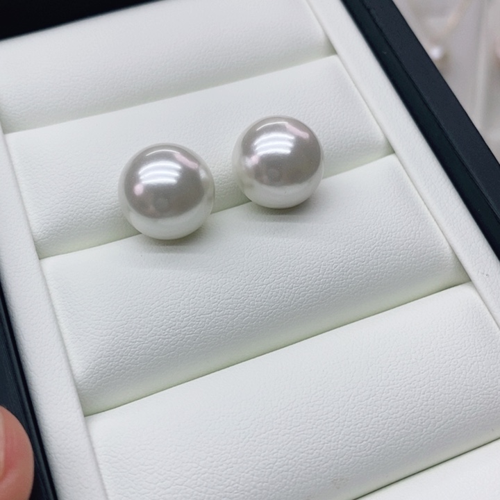 银S925镶嵌耳饰淡水珍珠