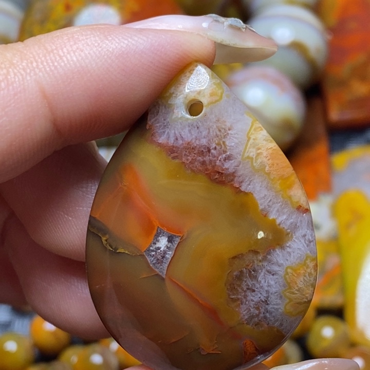 玛瑙/玉髓颈饰未镶嵌