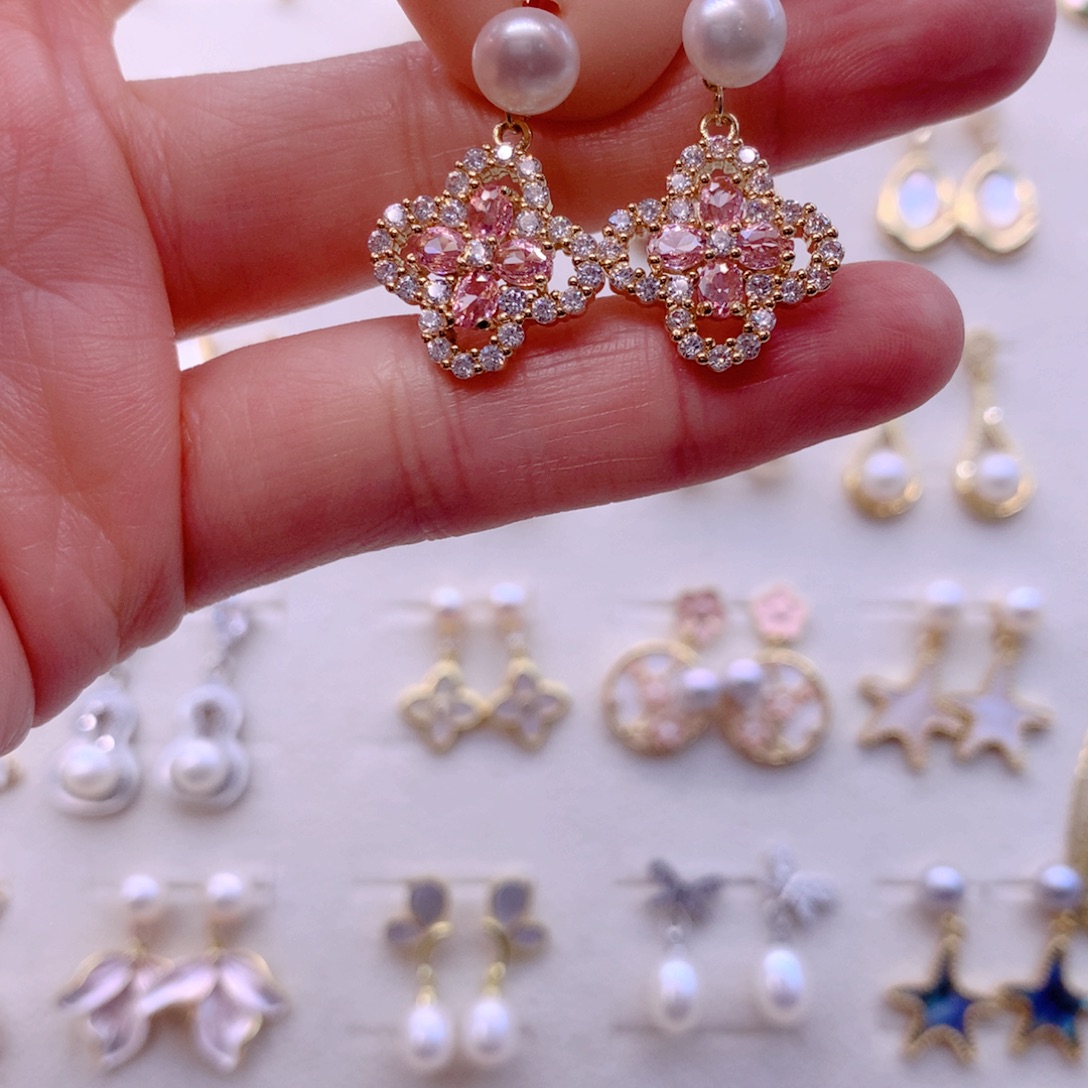 合金耳饰淡水珍珠