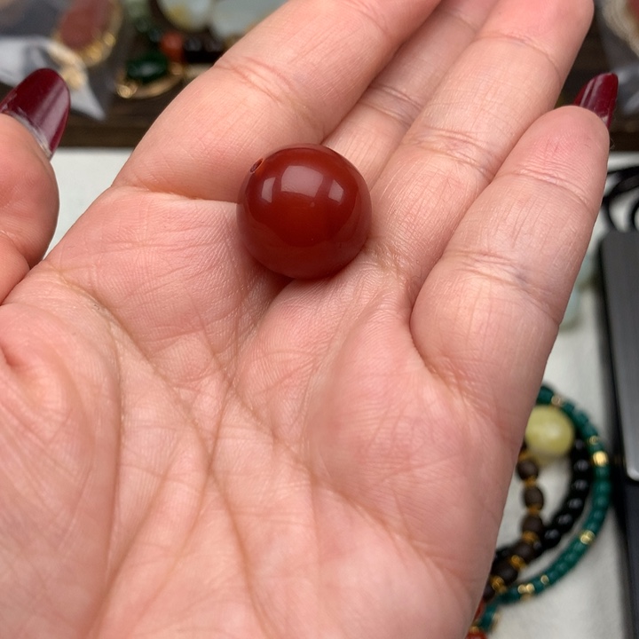 南红玛瑙圆珠未镶嵌