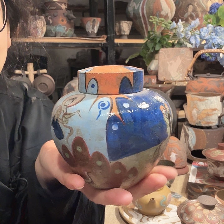 手工制作各种精美陶瓷