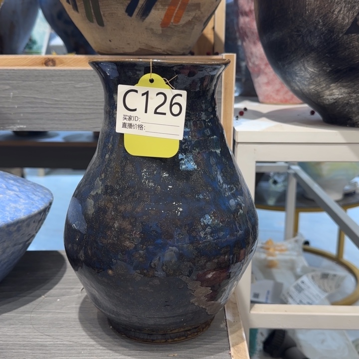 景德镇陶瓷艺术品英*子