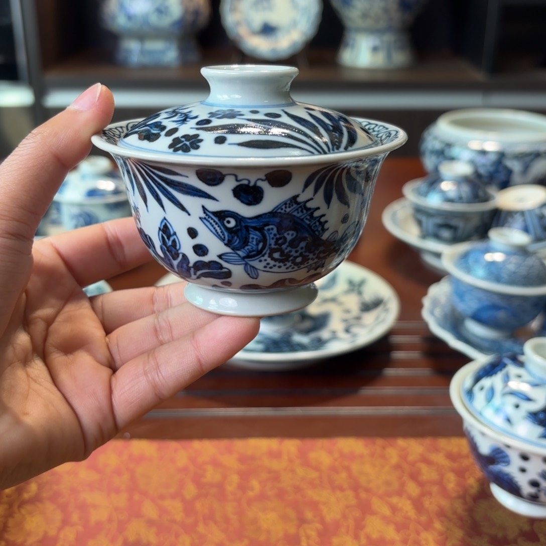 峻****友景德镇手工手绘茶具微瑕