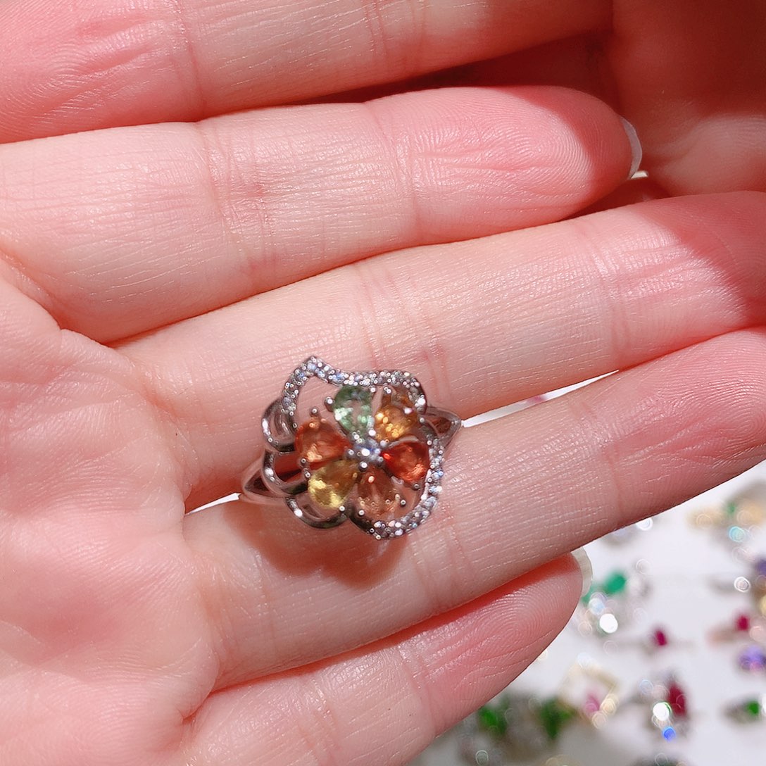 蓝宝石银S925镶嵌戒指