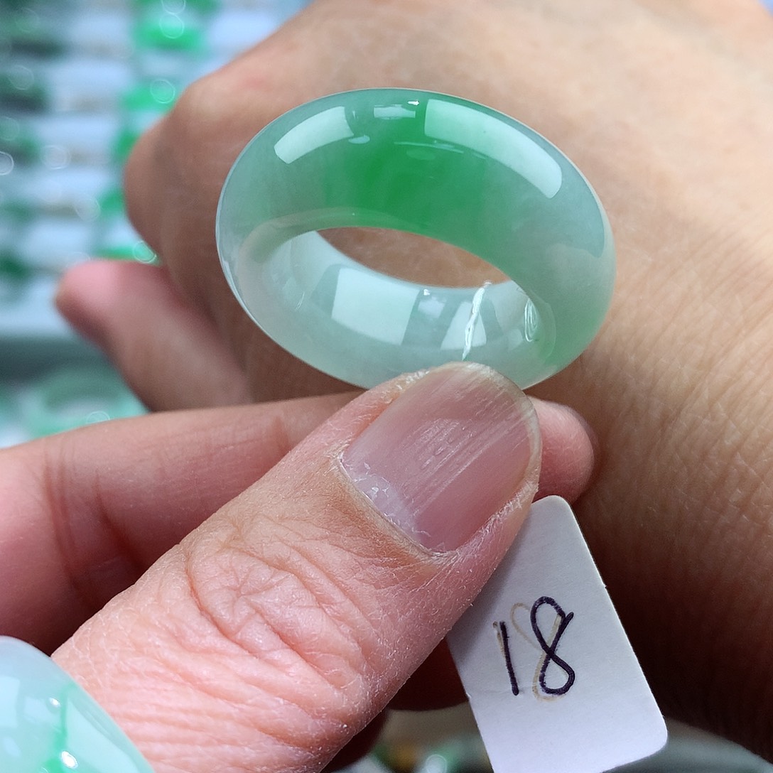 未镶嵌戒指翡翠18号