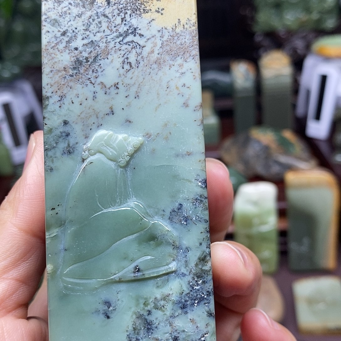 E***c岫岩河磨玉（透闪石质玉）未镶嵌颈饰