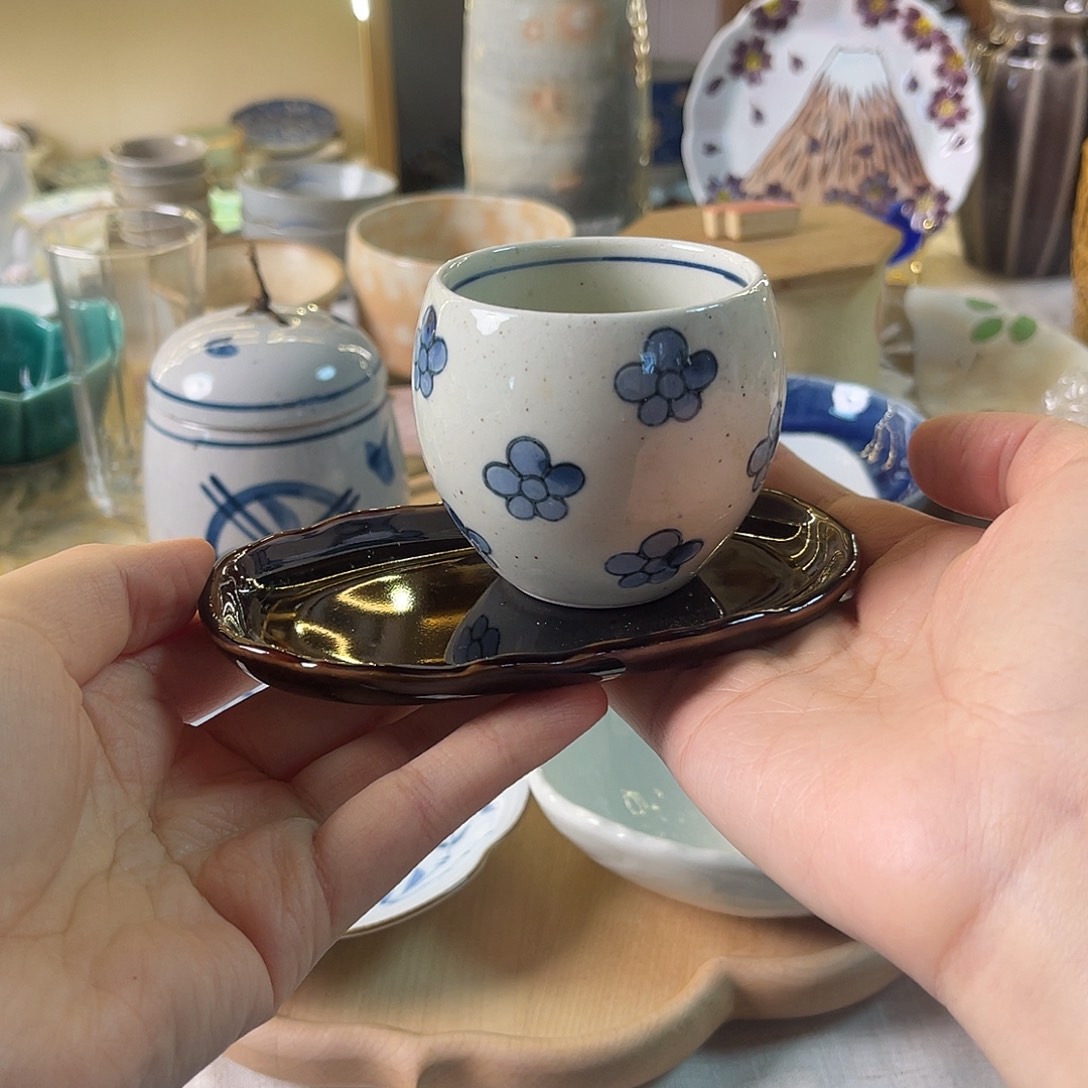 瓷片青花杯子圆嘟嘟