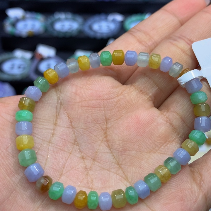 翡翠手链未镶嵌翡翠5+