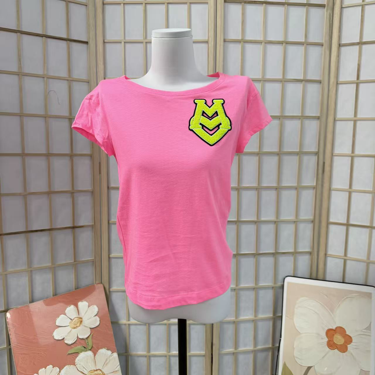 99新 Moschino/莫斯奇诺 A10777  粉色 短袖 99新 38码 肩宽43 