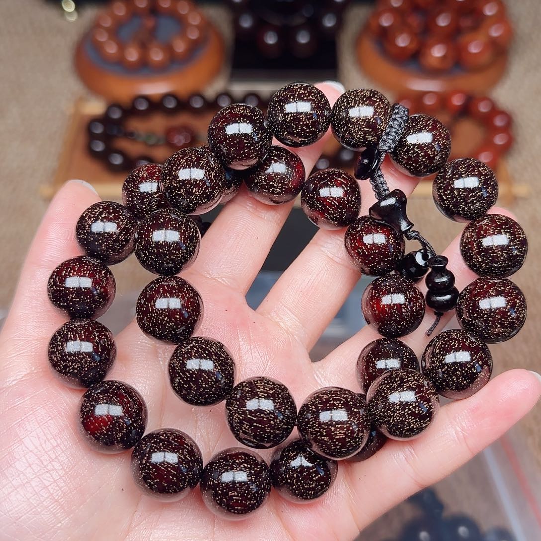 檀香紫檀（小叶紫檀）Q1.5