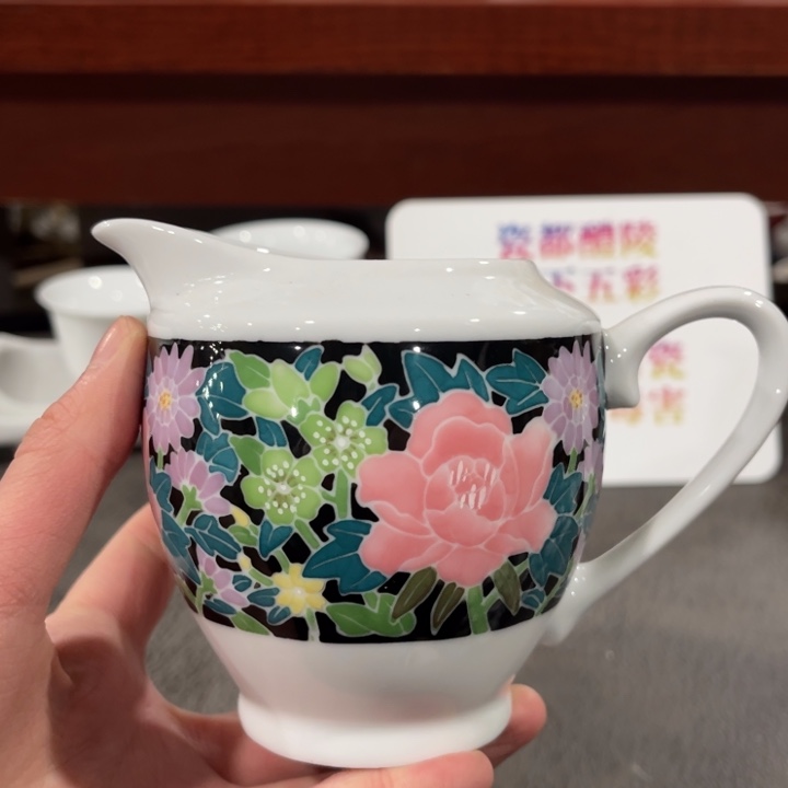 醴陵高温瓷釉下手绘300毫升东方红