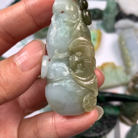 定制翡翠未镶嵌翡翠