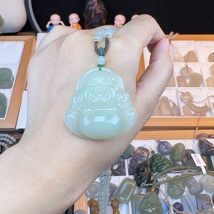 和田玉未镶嵌颈饰信**姐