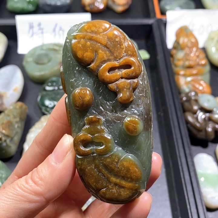 和田玉把件未镶嵌老*兵