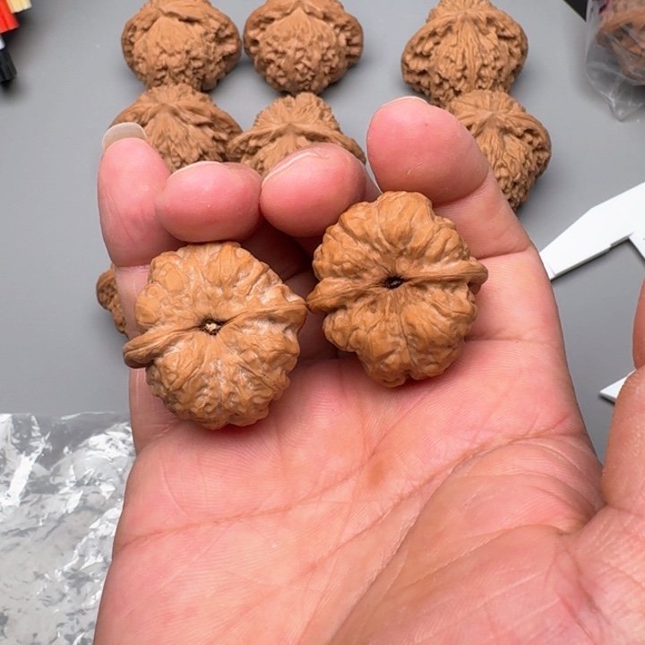 文玩核桃把件小*山地蛙色差