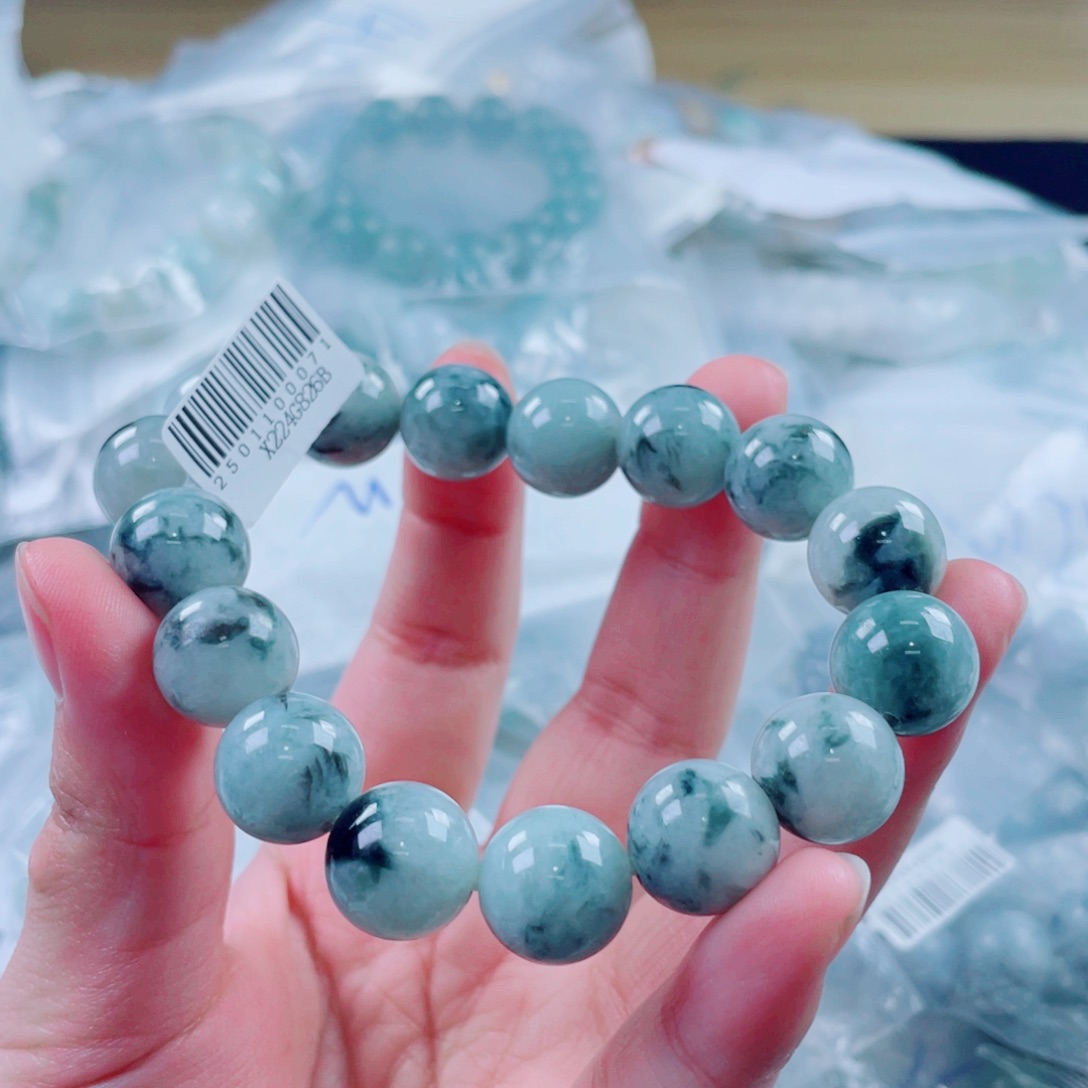 定制翡翠未镶嵌珠串