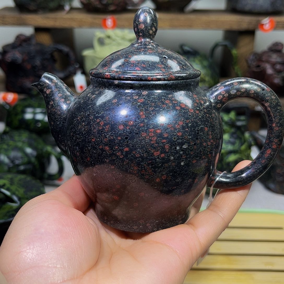 梅花石安山玉美人肩200cc