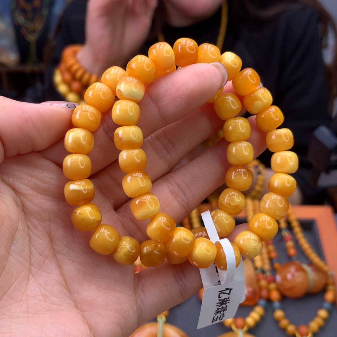 蜜蜡手串未镶嵌多样性发一