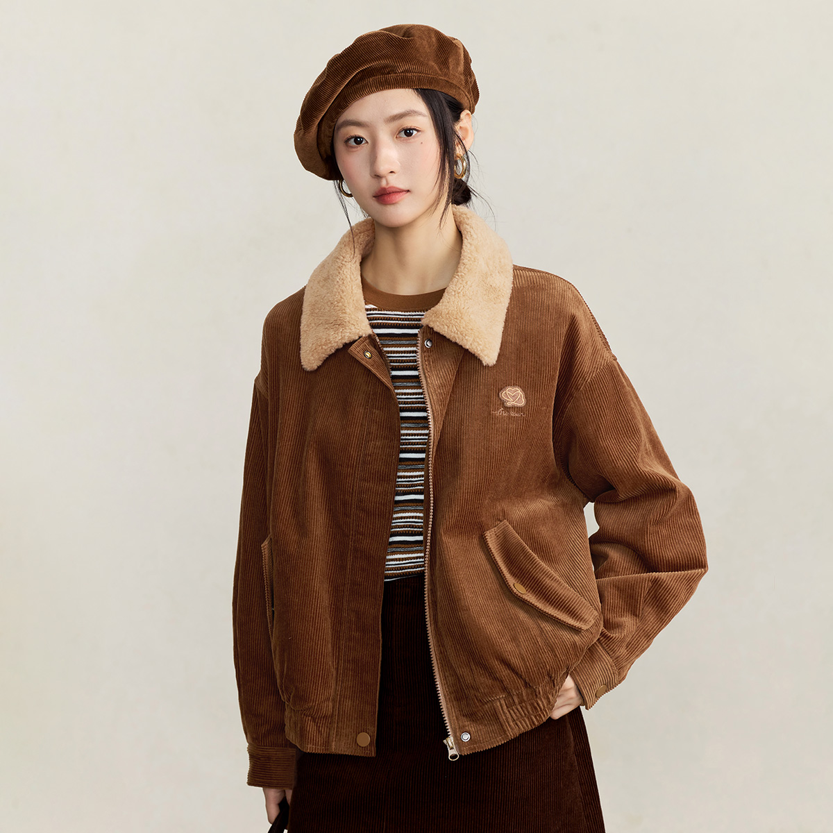 【巴恩风加厚夹克】茵曼冬季保暖夹棉外套女时尚复古毛绒翻领上衣
